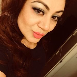 Meet your Posher, Angeles